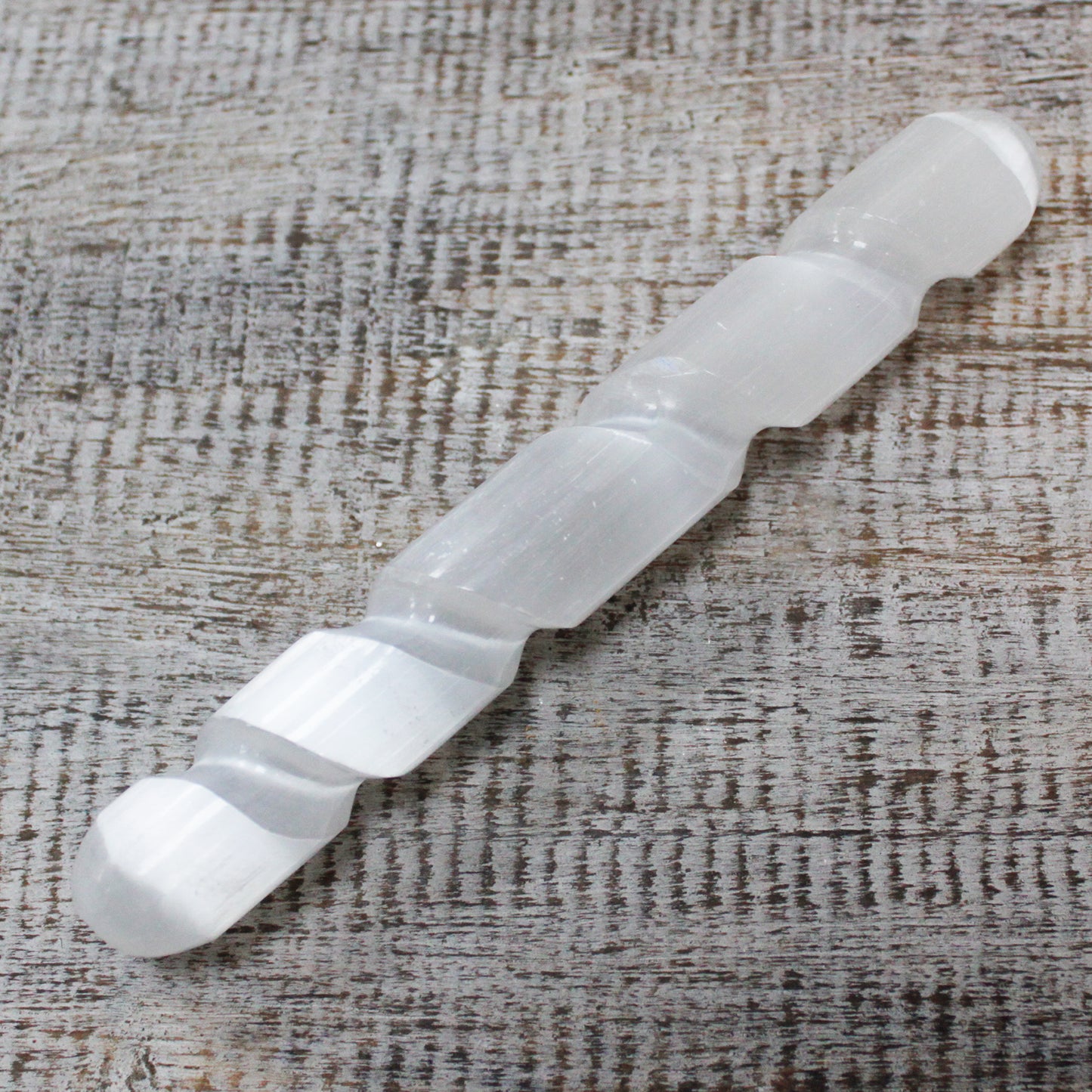 Selenite Spiral Wand - 16 cm ( Round Both Ends)