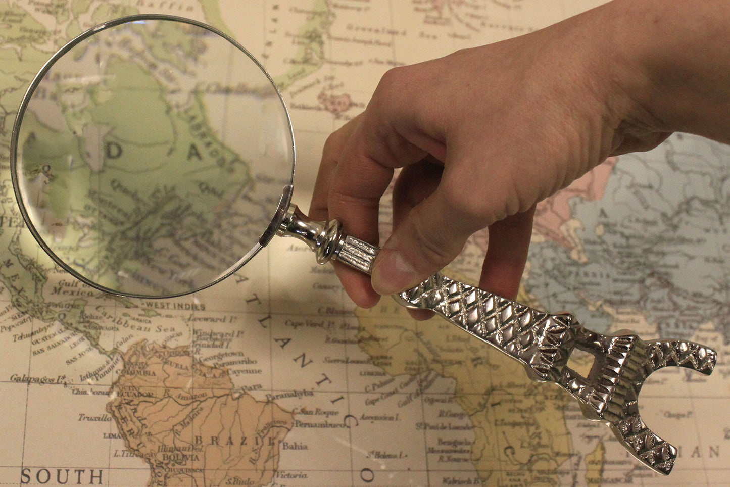 Vintage Magnifying Glasses - Eiffel Tower