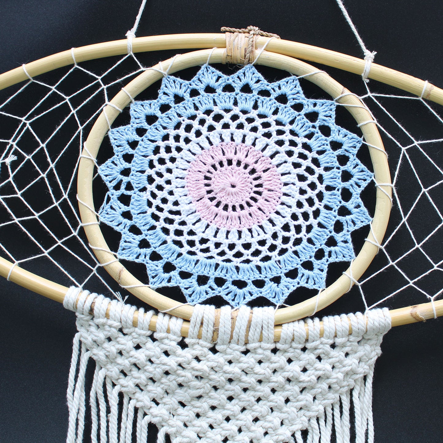 Protection Dream Catcher - Lrg Macrame Eye Blue/ Whie/Pink