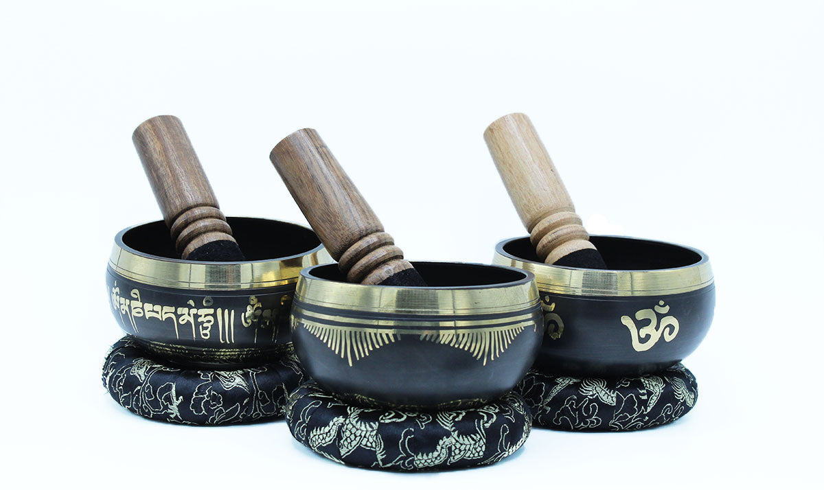 Yoga Om Singing Bowl Set