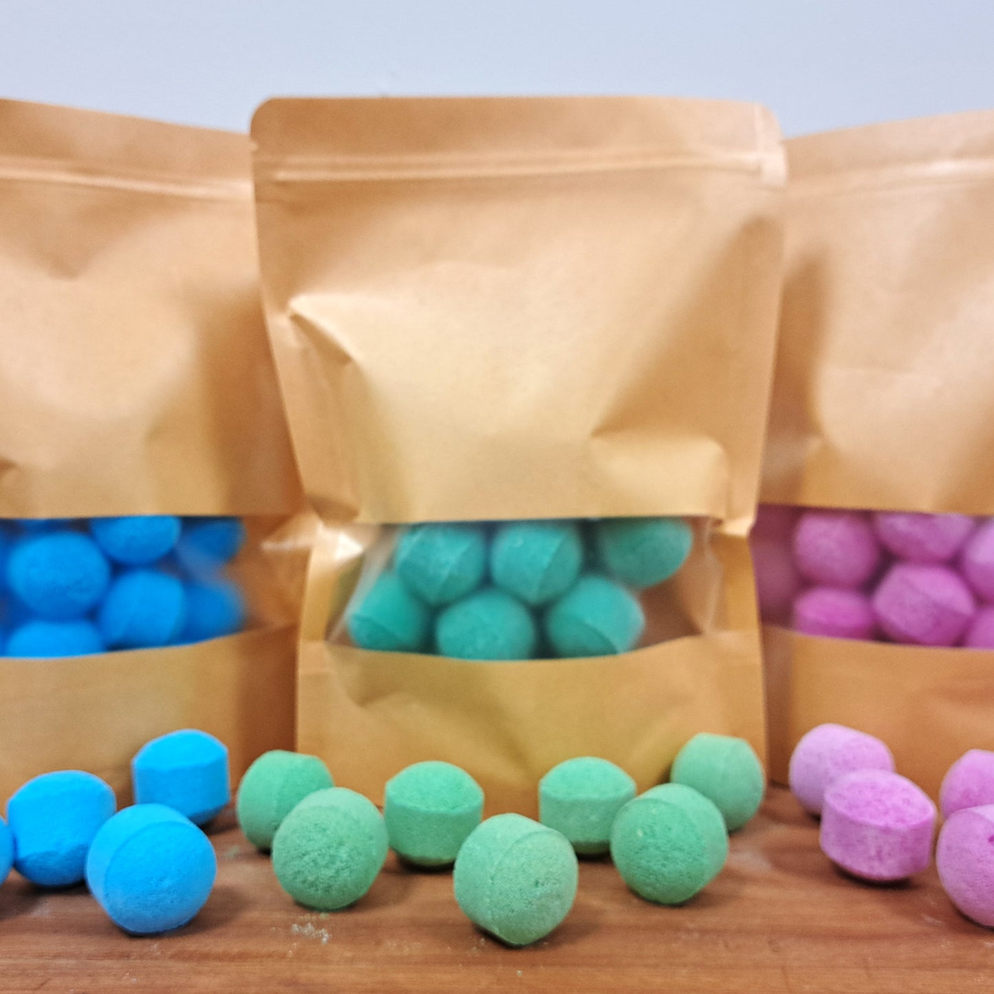 Bag of 20 Chill Pill Bath Bombs - Strawberry