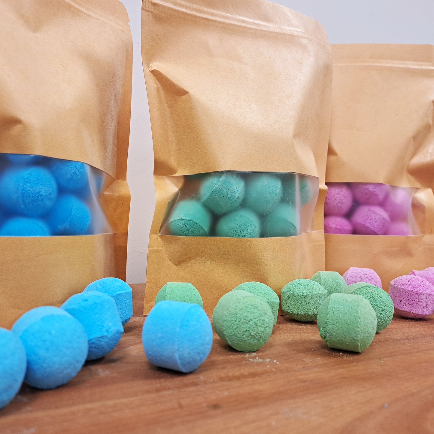 Bag of 20 Chill Pill Bath Bombs - Passion Fruit