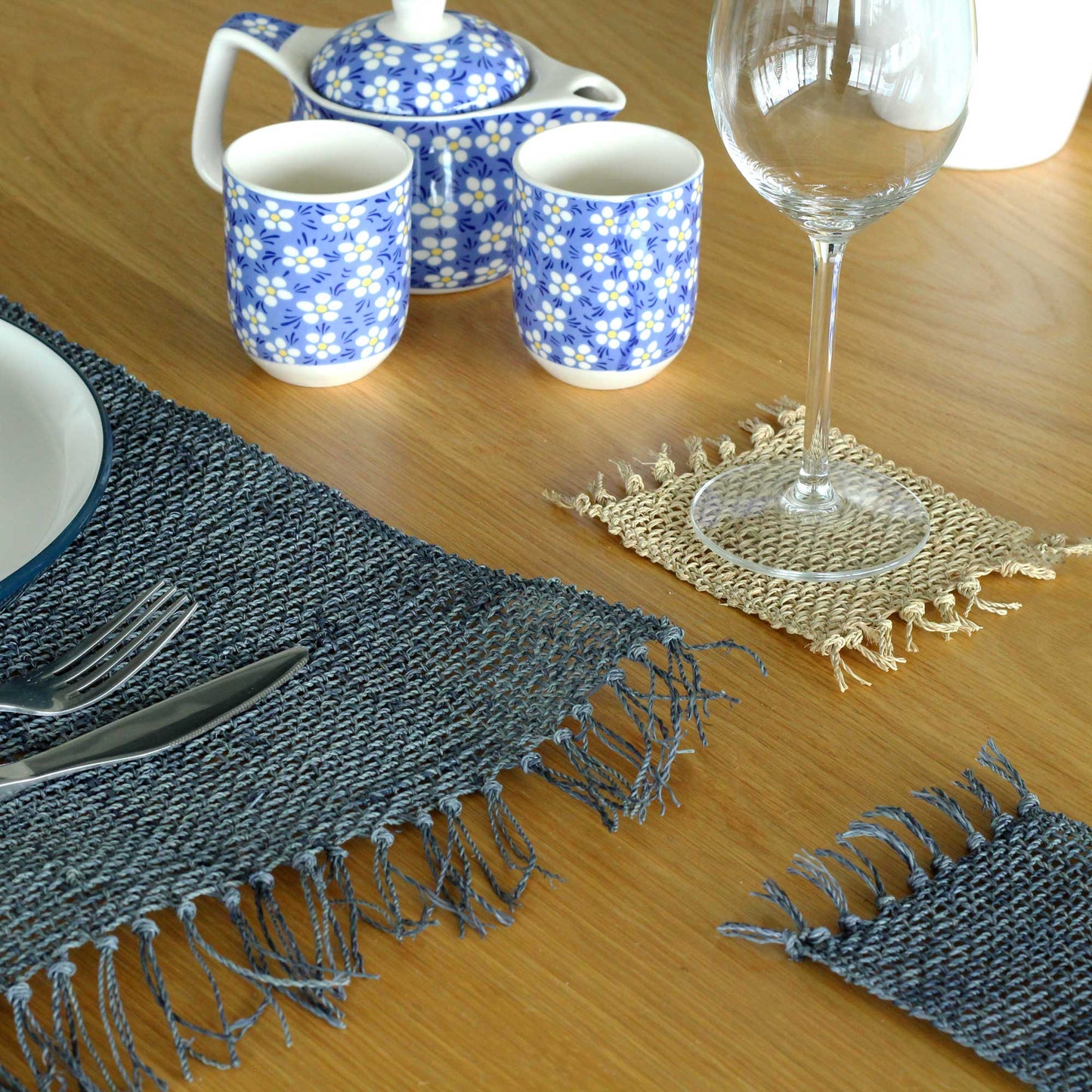 Water Hyacinth Natural Placemat - Robusta and Fringe