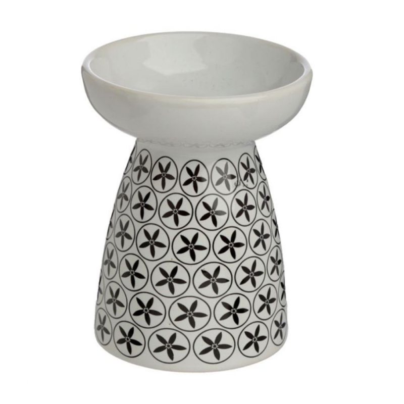 Geometric Design Oil Burner